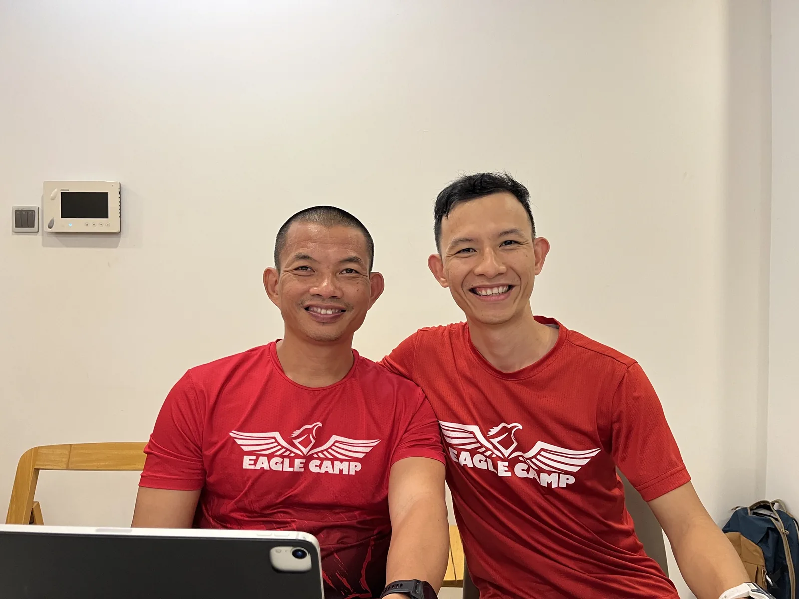 Khoa Bùi trong cộng đồng Eagle Camp