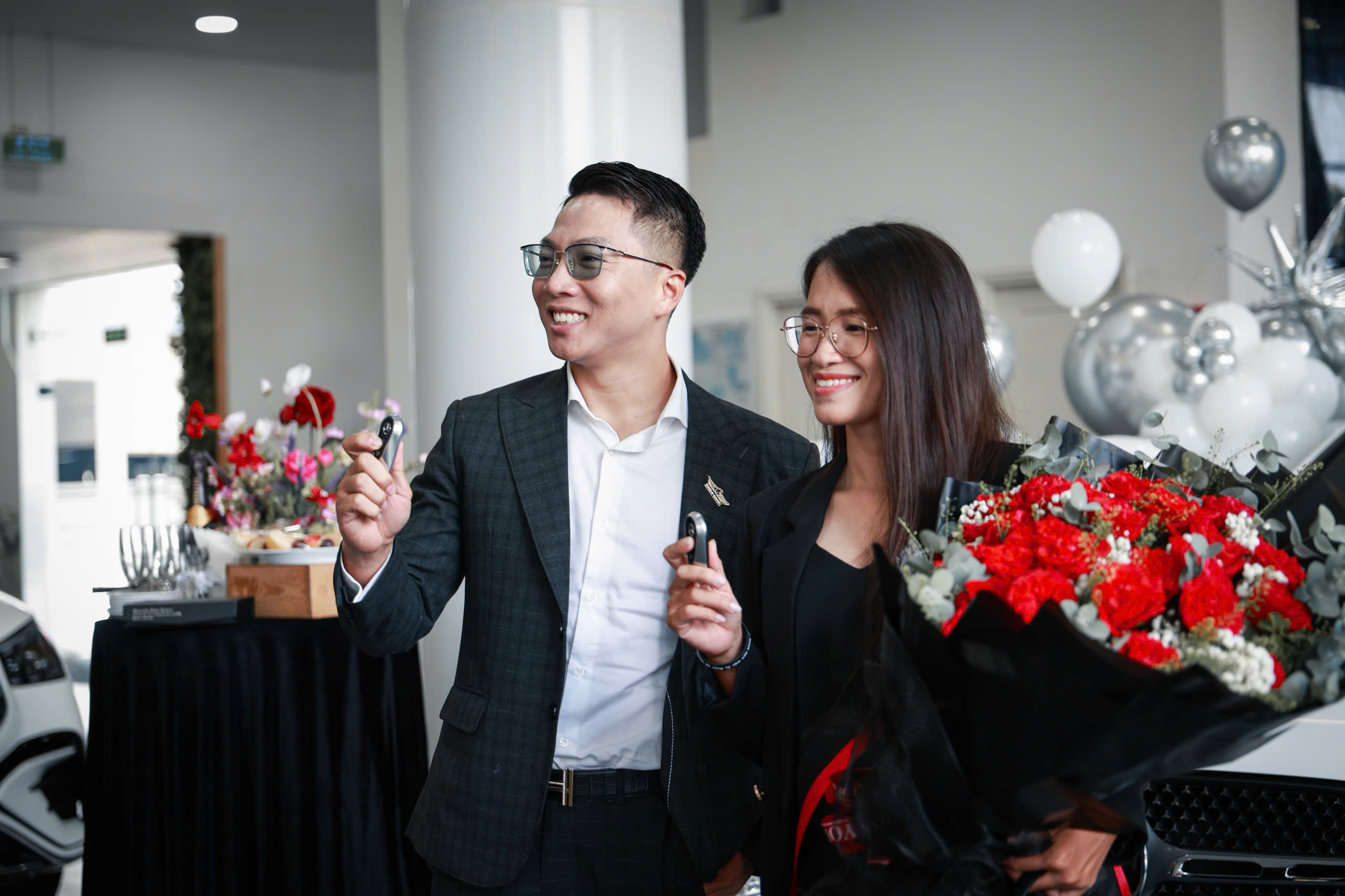 Phụ nữ 30-45 xây dựng thương hiệu cá nhân bán sức khỏe làm đẹp